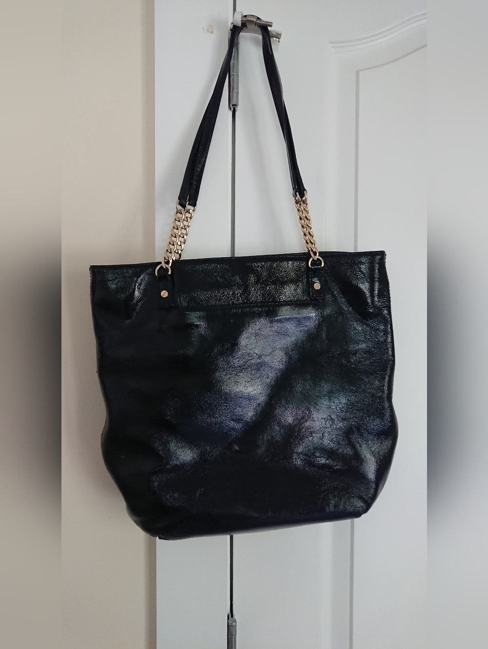 Michael Michael Kors Jet Set gold-tone Chain black patent leather Tote Bag